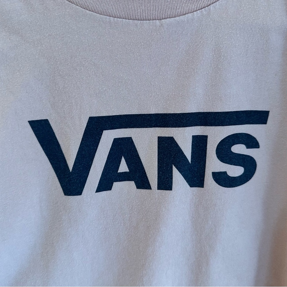 Women Van’s t-shirt